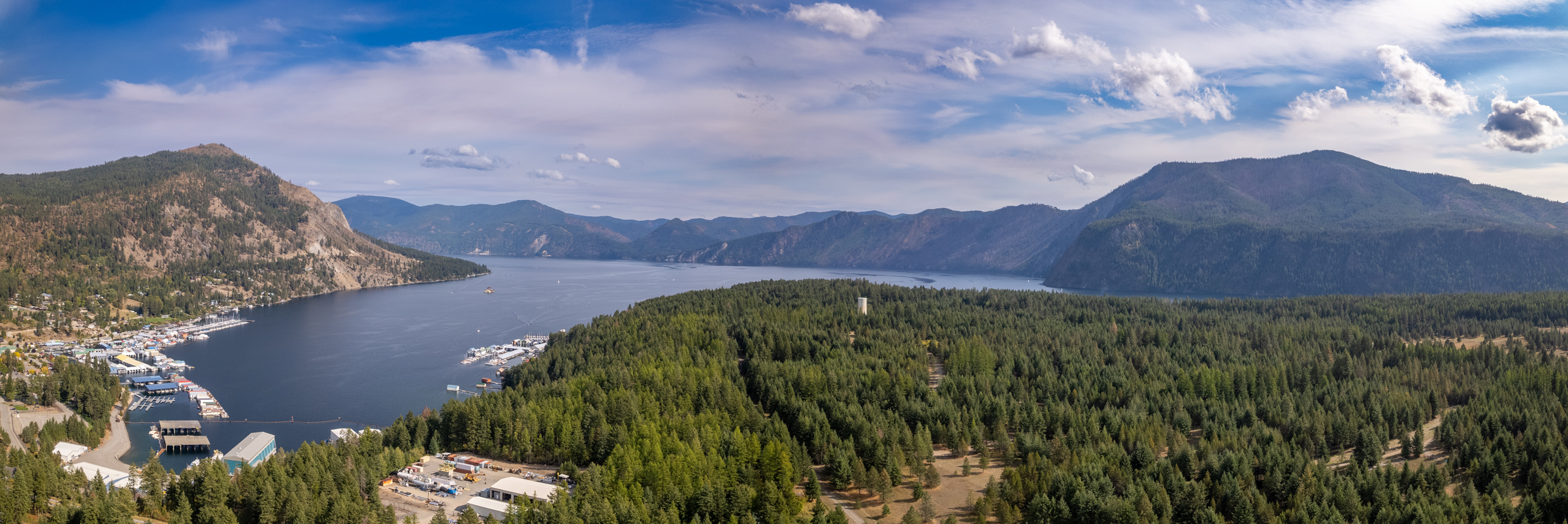 Bayview marina and mountain panorama — Jeremy Kitchen